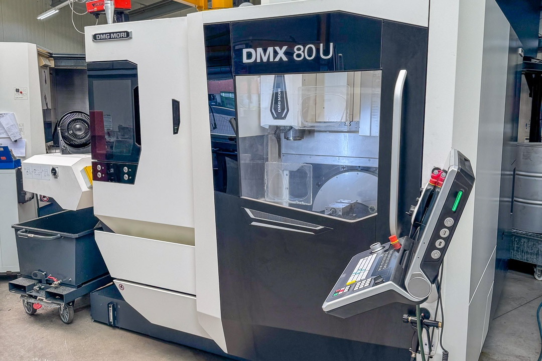 DECKEL MAHO DMX 80 U